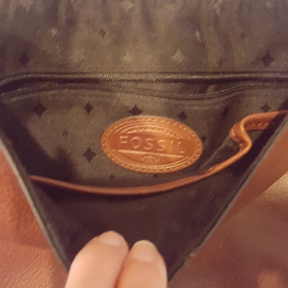 Fossil Leather Handbag - Picture 3 of 3